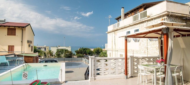Alcamo Marina Villa | Pool in Alcamo Marina