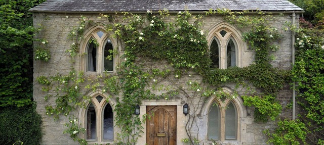 ALL SOULS COTTAGE, pet friendly in Eastleach, Cotswolds in Cirencester