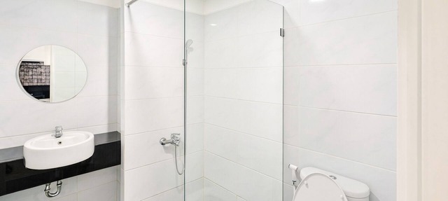 Altuz Apartment Seturan – Private City Studio with Sky Pool Access in Sleman