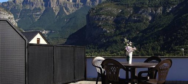 Apartamento Marbore for 4 people in Torla