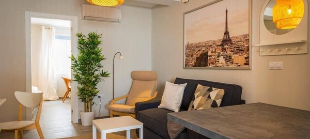 Apartment "Dolmen De Menga" with Wi-Fi & Air Conditioning in Antequera