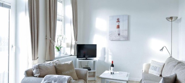 App-6-mit-Suedbalkon-in-strandnaher-Lage-Baederstil-Villa-in-Wenningstedt-Sylt in Wenningstedt