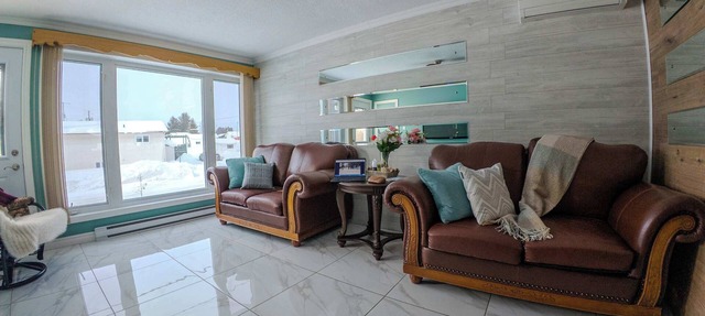 Appartement pro, entrée privée, parking in Rouyn-Noranda
