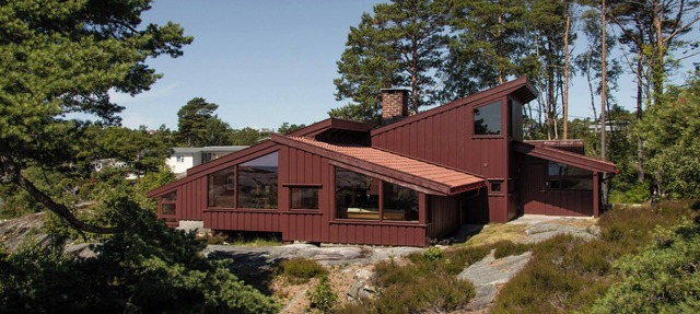 Architect-designed cabin with beach in Risør in Søndeled