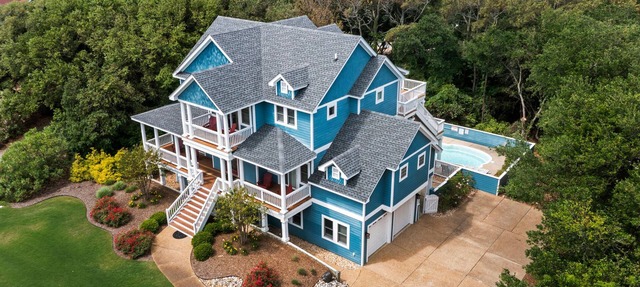 Atlantic Star: Pool, Hot Tub, Rec Room, Theater Room in Corolla