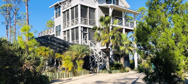 Bayfront, Handicap-Friendly, Pool & Elevator, Kayaks in St. George Island