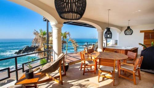 BEACH FRONT Casa Bruma Jacuzzi With Massage in Cabo San Lucas