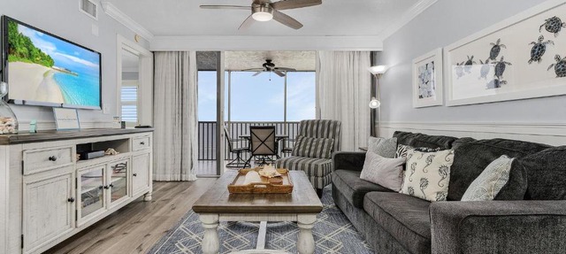 Beach Villas 405 Beachfront Bliss- Gulf Views, Pool, Sleeps 6! in Fort Myers Beach