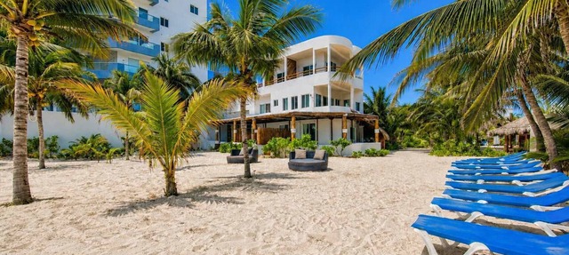 Beachfront Villa Buyout for 21 | Pool & Palapa in Cancún