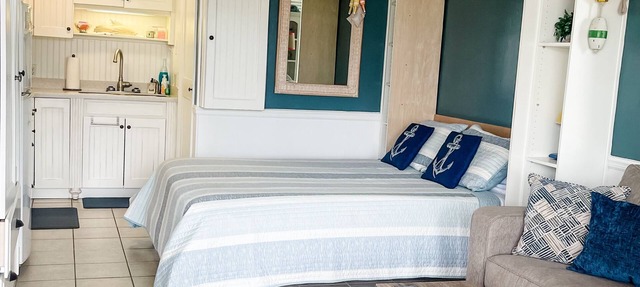 Beautiful Bogue Shores 1st Floor Studio with Beach & Sound Access in Atlantic Beach