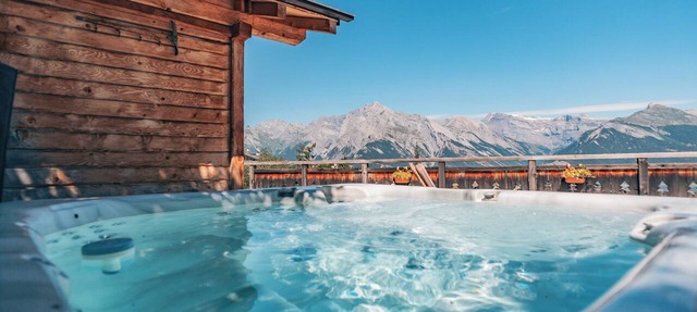 Beautiful chalet in the Swiss Alps with stunning views and private hot tub in Haute Nendaz