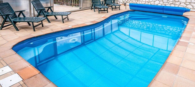 Beautiful private villa for 10 guests with private pool, WIFI, TV, terrace and panoramic view in Vlašim