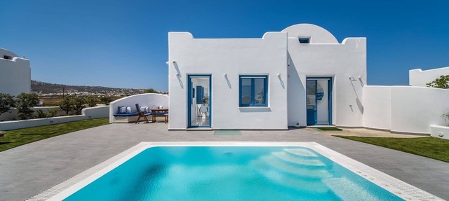 Beautiful Santorini Villa | 2 Bedroom Villa | Private Pool & Magical Sea Views in Santorini