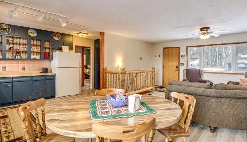 Bigfork Cabin on Long Lake By Trails & Restaurant! in Bigfork