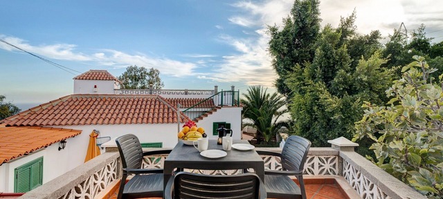 'Biofinca Las Dulces Casa Almita' with Sea View, Private Terrace and Wi-Fi in Guia de Isora