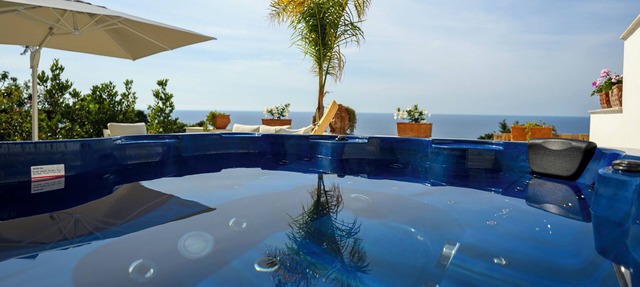 BM SUITE VILLA in Cefalù
