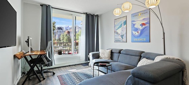 Bridgeview #1 - 1BR condo with free parking in Calgary
