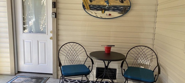 Bright And Cozy Two Room Unit, Close To Beach And Sound - Perfect For Two! in Kill Devil Hills