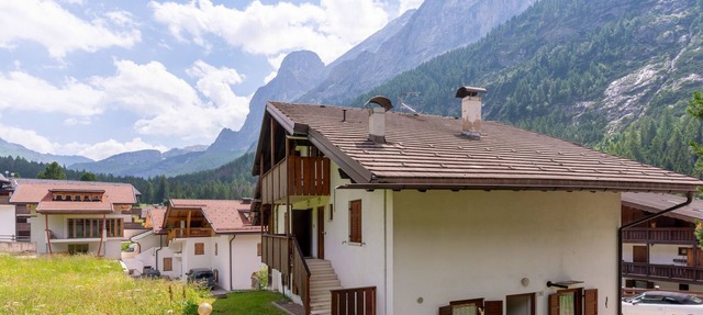 Ca' di nonón by Interhome in Canazei