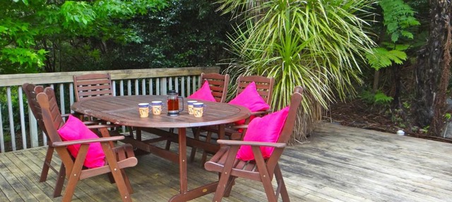 Campbells Beach Hideaway - Campbells Beach Bach in Tawharanui