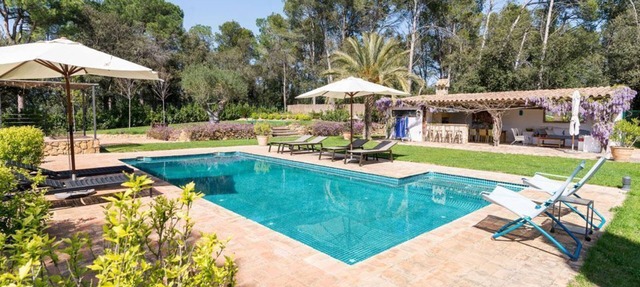 CAN PUIG SEC, amazing farmhouse in the heart of l'Emporda in Costa Brava in Forallac