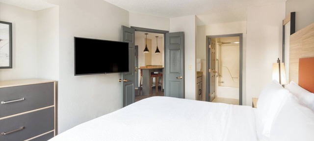 Candlewood Suites Eagan Arpt South - Mall Area by IHG in Eagan