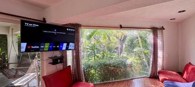 Casa con hermoso jardín y terraza in Cuernavaca