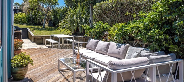 Casa Sol – Central Oneroa Retreat in Waiheke Island
