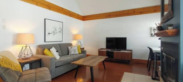 Chalet Evasion Orford - Perfect getaway 5 minutes from Mont-Orford in Orford
