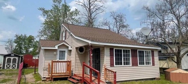 Charming 2-bedroom cottage at Canadohta Lake with WiFi in Union City