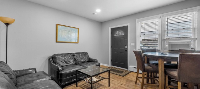 Charming 3-bedroom house Near in Hackensack