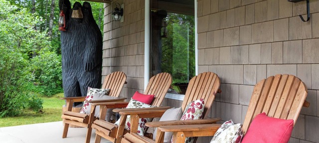 Charming 3br 2ba home, one block from downtown in Lake Placid