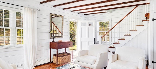 CHARMING COTTAGE NEAR OCEAN BEACHES, FARM STAND, TRAIN & VILLAGE - RR#: 24-872 in East Hampton