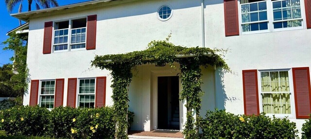 Charming, Private Santa Barbara Retreat Near Shopping/Dining in Santa Barbara