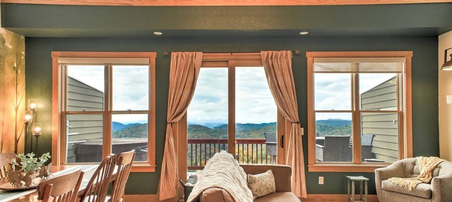 Cloud Dancer | Mars Hill Mountain Home Near Hatley Pointe Ski Resort in Mars Hill