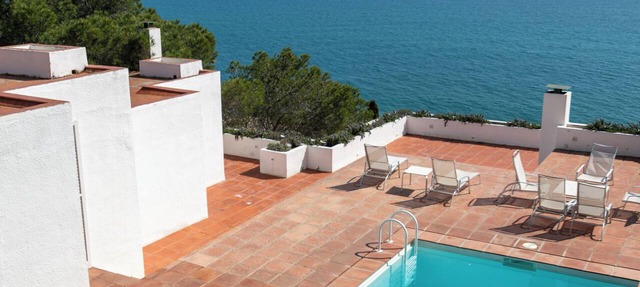 Coderch Casa Rovira, sea view with private swimming pool in Canet de Mar
