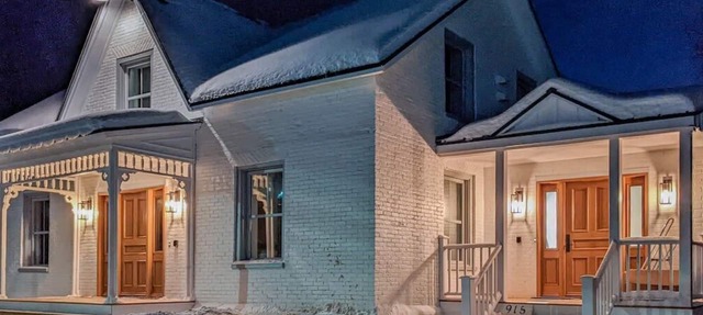 Completely renovated ancestral home in Bromont
