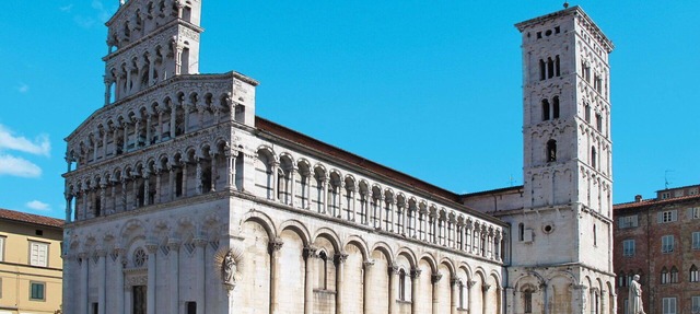 Cosy apartment in villa for 6 guests with pool, WIFI, A/C, TV and patio in Lucca