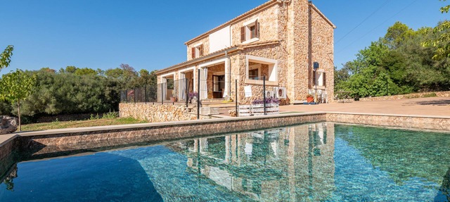 Country House 'Ca Na Capellana' with Mountain View, Private Pool and Wi-Fi in Sineu