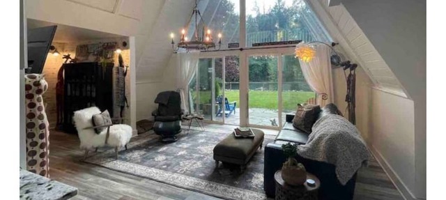 Cozy Riverfront A frame retreat in Sultan