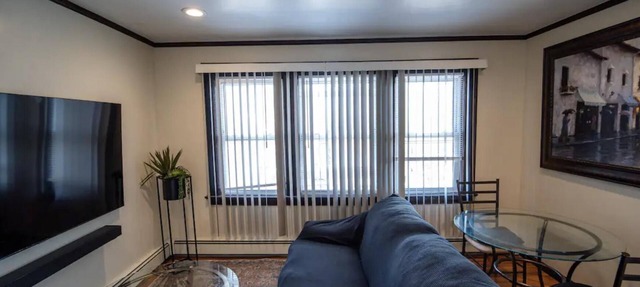 Cozy studio located near New York City in West Orange