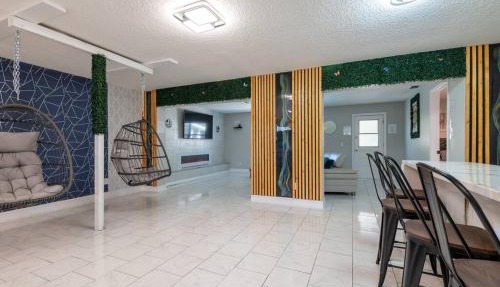 Cruise Haven with Pool, 15 Min to Port Canav & Beach in Cocoa