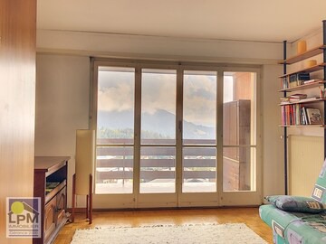Davel 20 Small practical studio, well located close to everything, (walking) to 1 min. from the cent in Leysin
