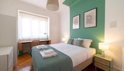 Desterro 2 - Historical four-bedroom apartment in Lisbon