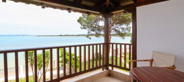 Docker BeachFront House by Halkidiki Villas in Sithonia