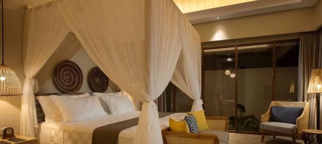 Duplex Villa with Private Pool and Beach Access 14 in Nusa Tenggara Barat
