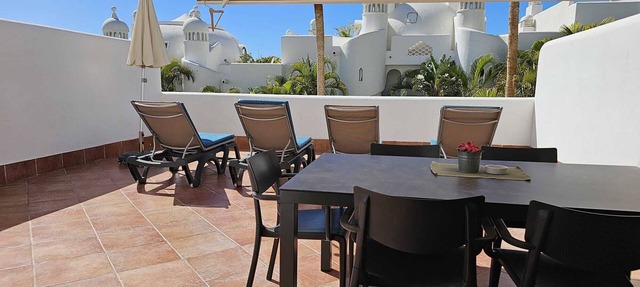 Duplex with large terrace in urbanization with heated pool in Adeje