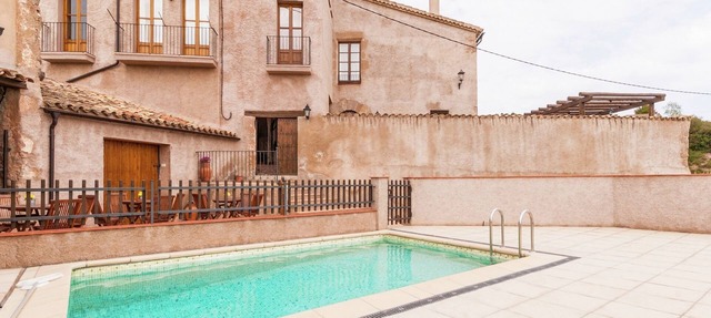 Cottage in Maians with Sea View & Pool in Maians-Castellfollit del Boix