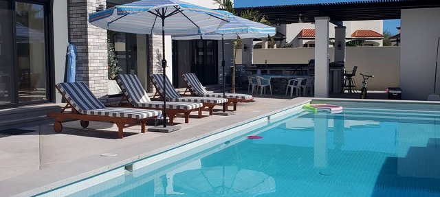 Exquisite Exclusive Elegant 4 Bdrm 6 bth heated pool moutain & golf course views in Loreto