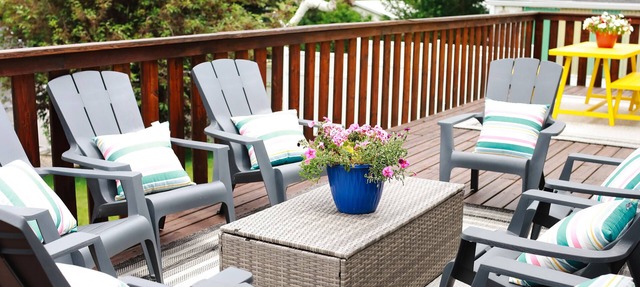 Fabulous multi family home next to the Cardston Temple, 30 minutes from Waterton in Cardston